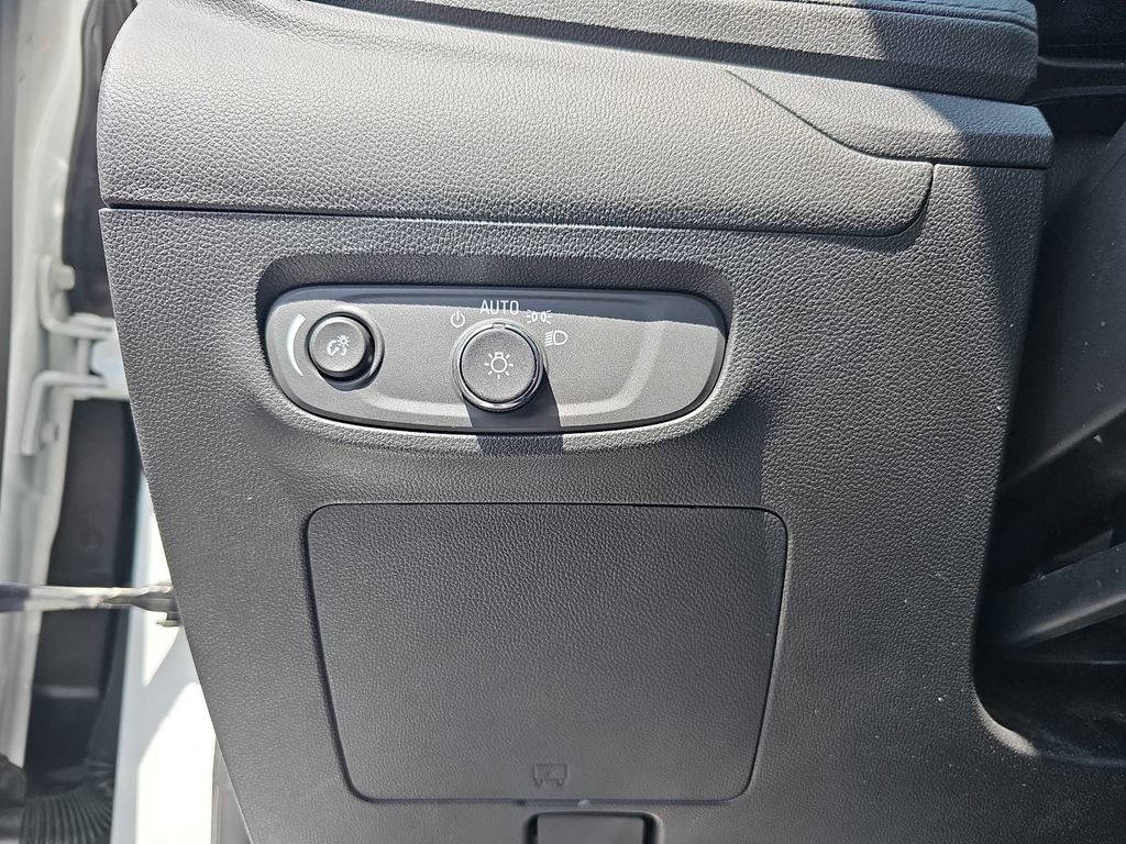 Used 2024 Buick Encore GX Preferred FWD image 24