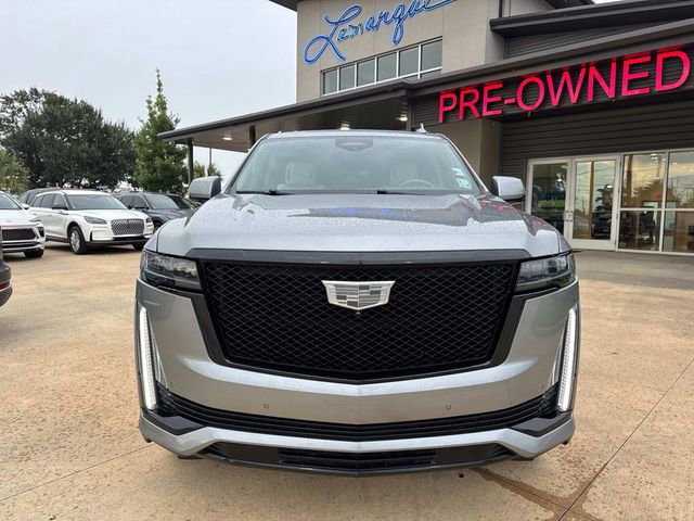 Used 2023 Cadillac Escalade ESV Sport Platinum image 4
