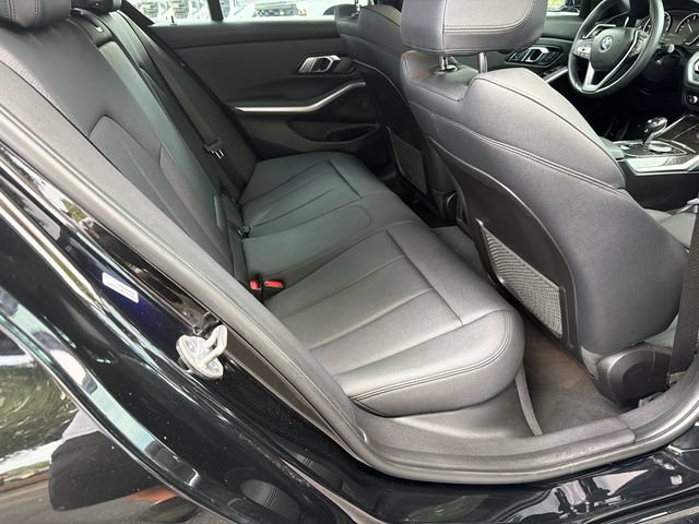 Used 2020 BMW 330i Sedan w/ Driving Assistance Package RWD image 15