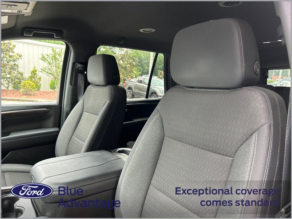 Used 2025 Chevrolet Tahoe LS w/ LPO, Dark Essentials Package RWD image 11