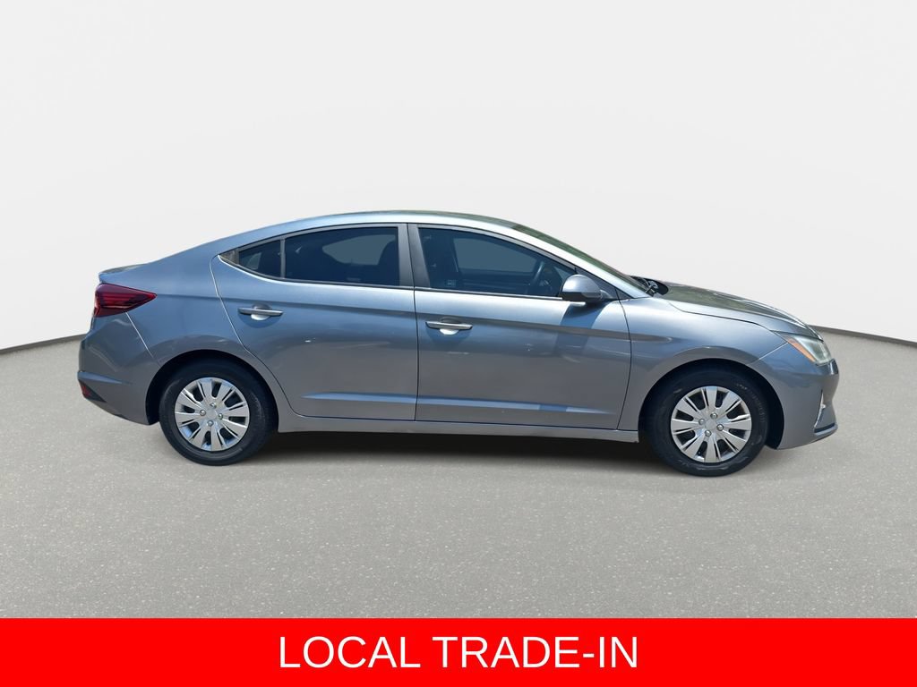 Used 2019 Hyundai Elantra SE FWD image 4