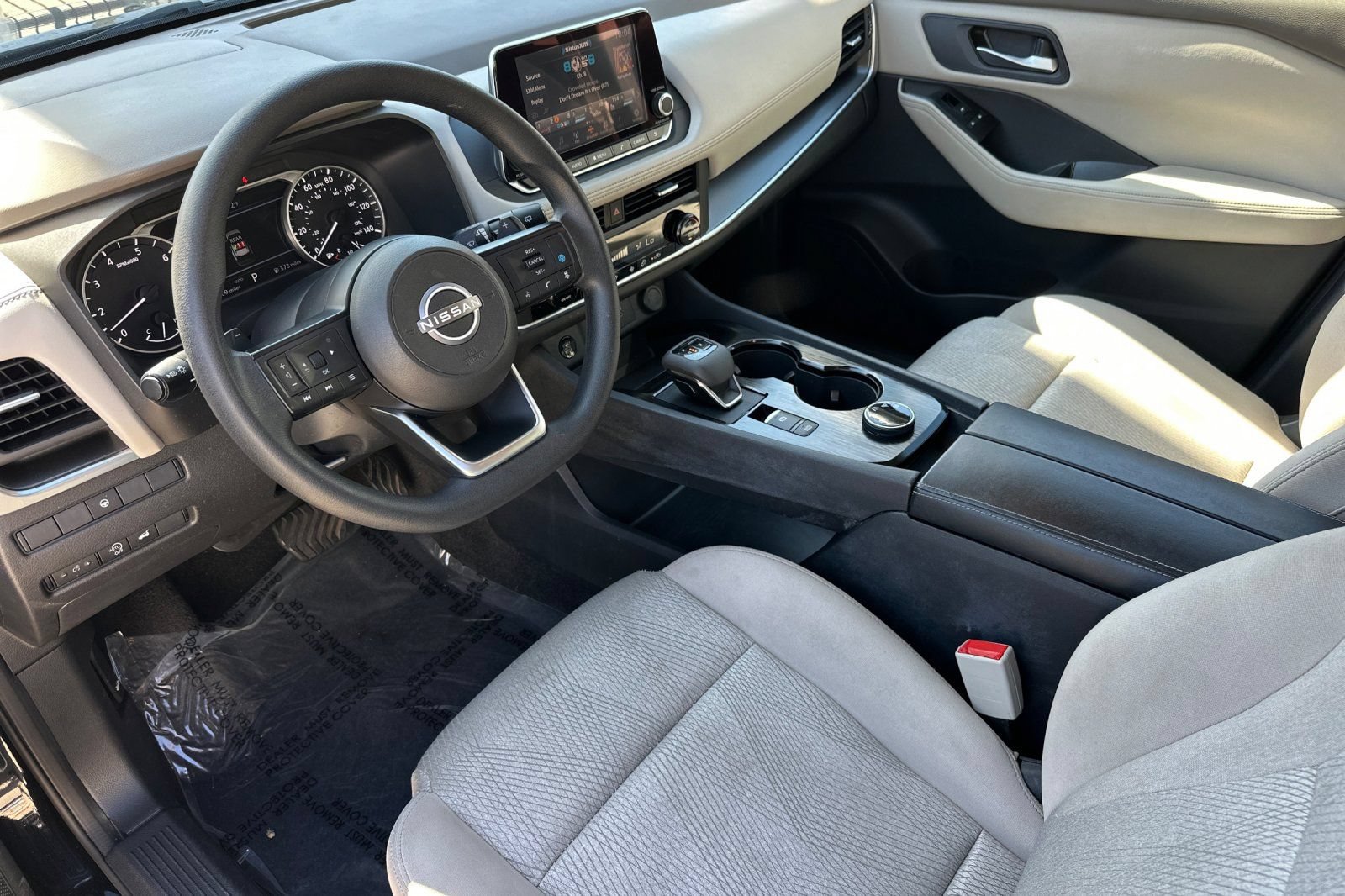 Used 2024 Nissan Rogue SV AWD/4WD image 12