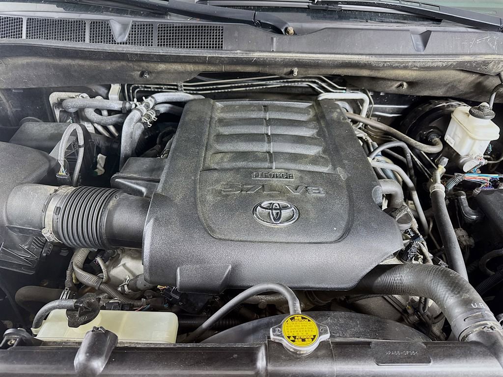 Used 2016 Toyota Sequoia Platinum image 32