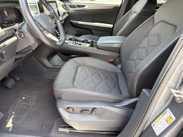 Used 2024 Volkswagen Atlas Cross Sport SE AWD/4WD image 23