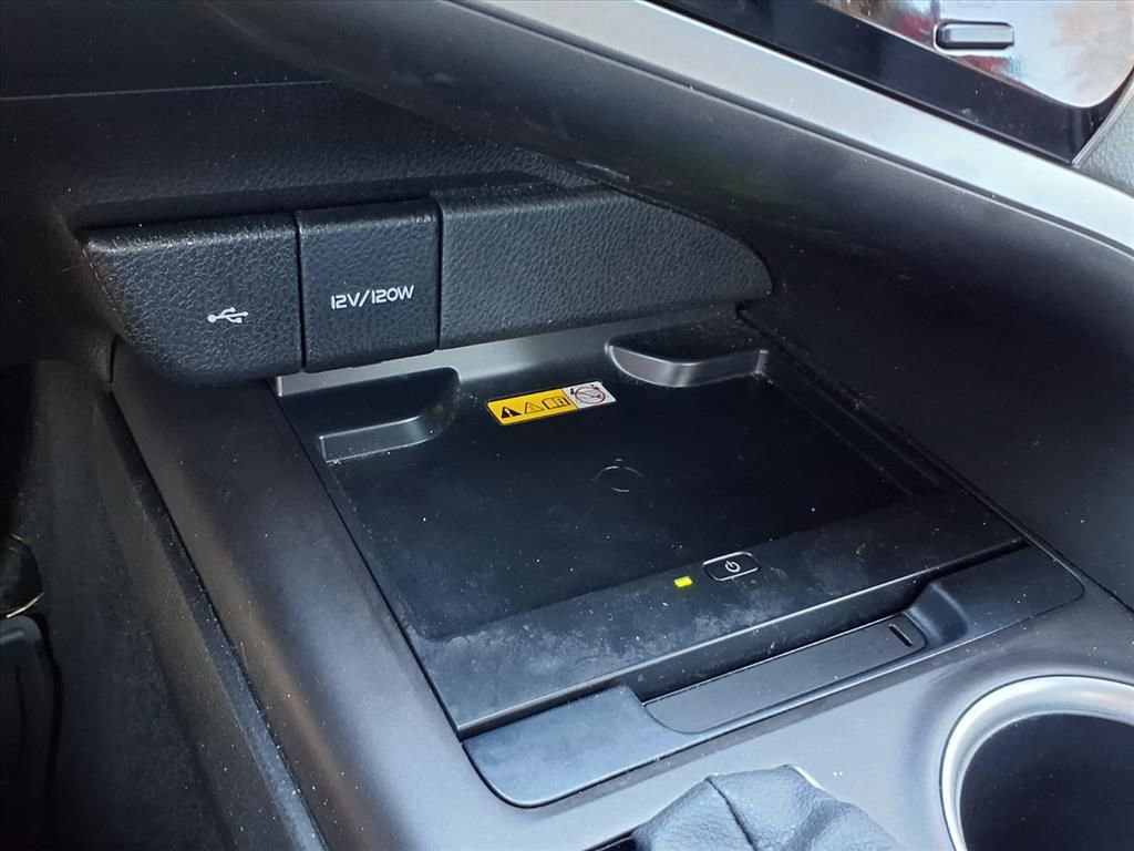 Used 2023 Toyota Camry XLE image 20