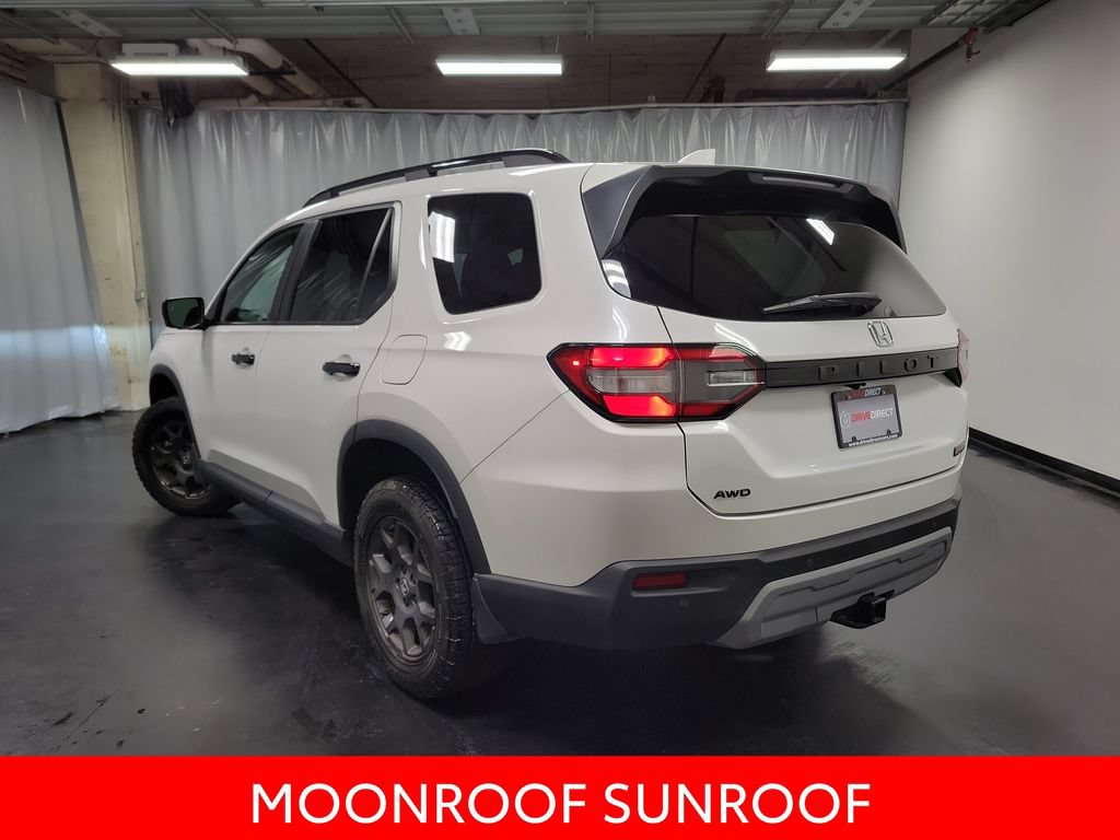 Used 2023 Honda Pilot TrailSport image 6