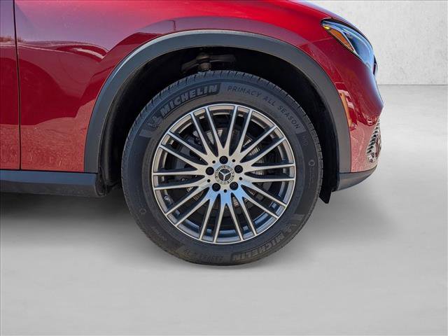Certified 2025 Mercedes-Benz GLC 300 4MATIC image 27