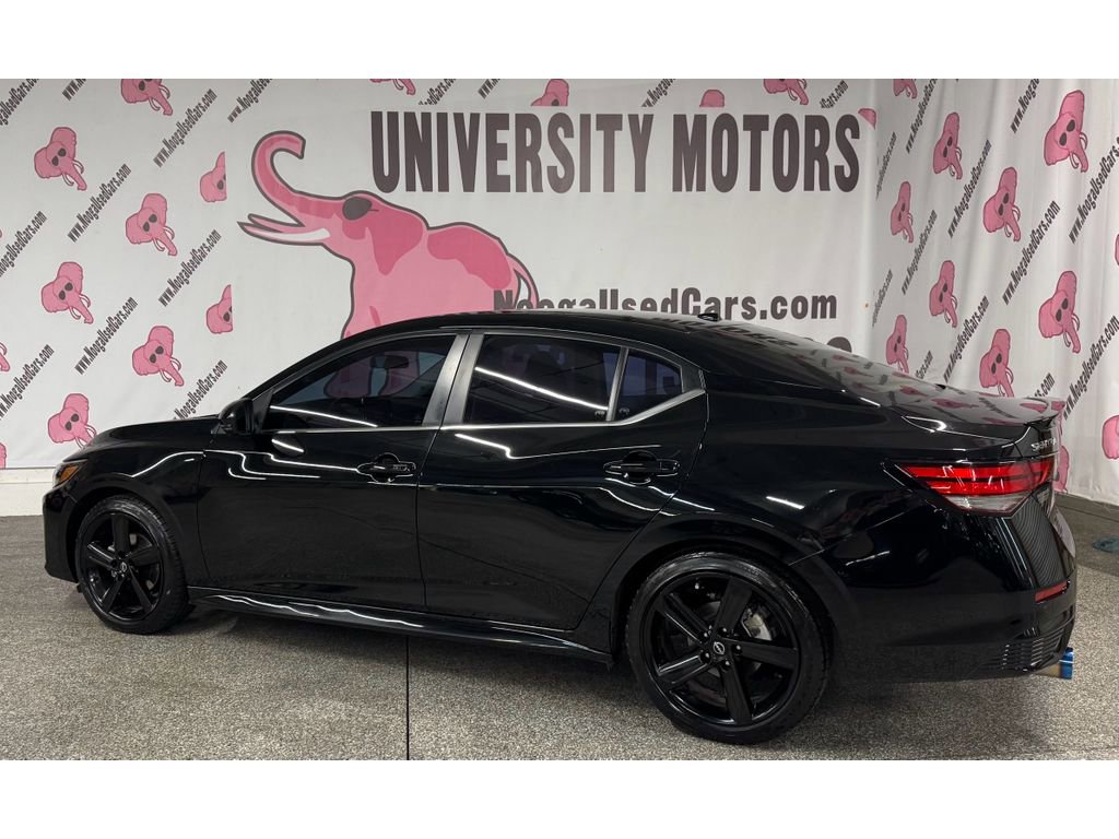 Used 2024 Nissan Sentra SR w/ SR Premium Package image 14