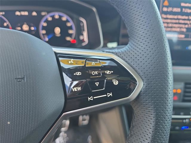 Used 2025 Volkswagen Jetta GLI Autobahn image 22