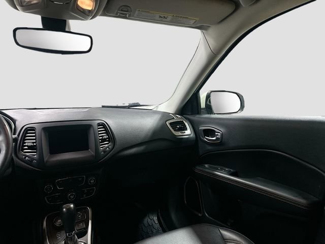 Used 2019 Jeep Compass Latitude image 23