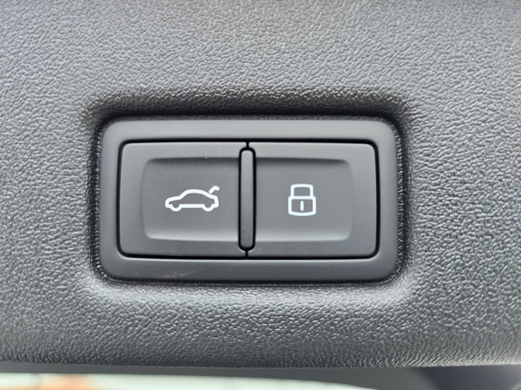 New 2026 Audi SQ5 Premium Plus AWD/4WD image 15