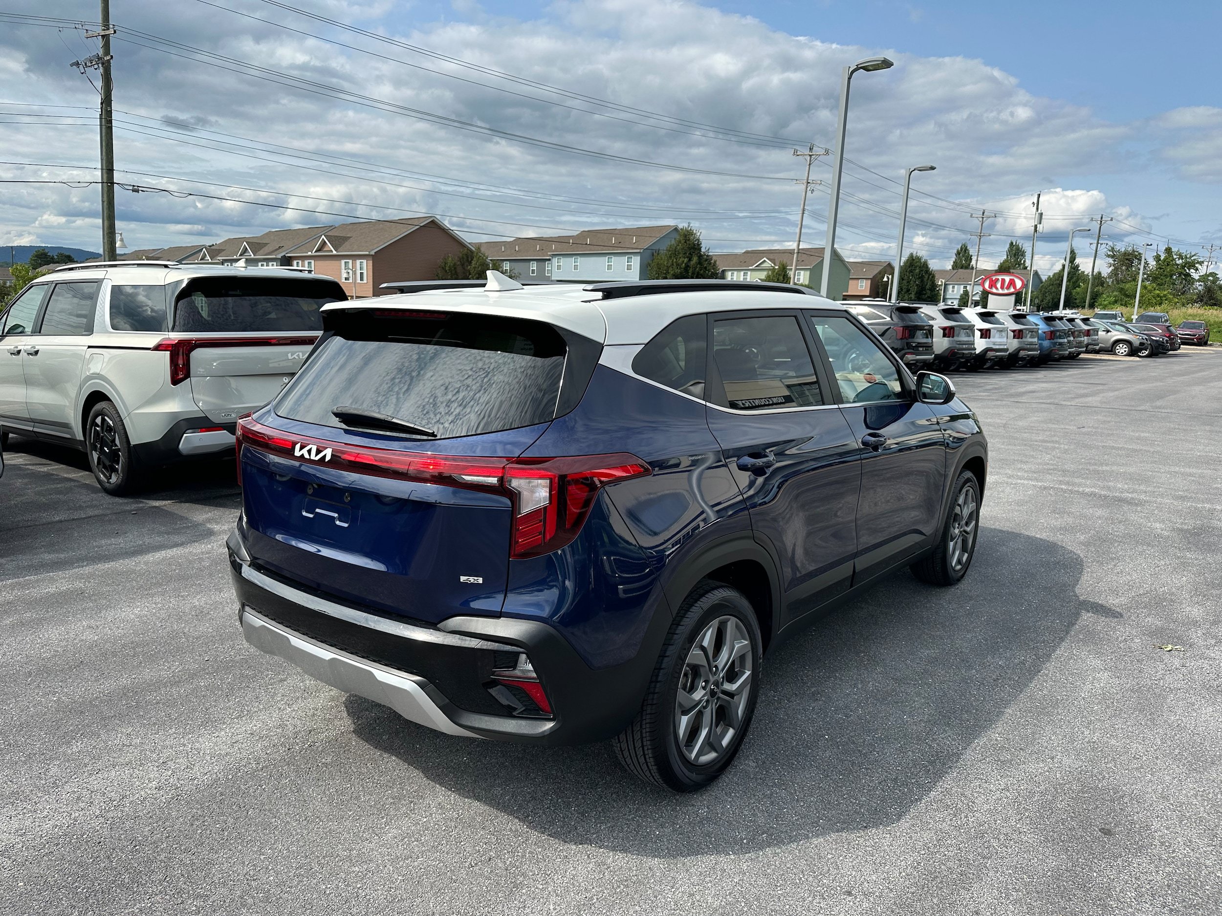 Used 2024 Kia Seltos S AWD/4WD image 5