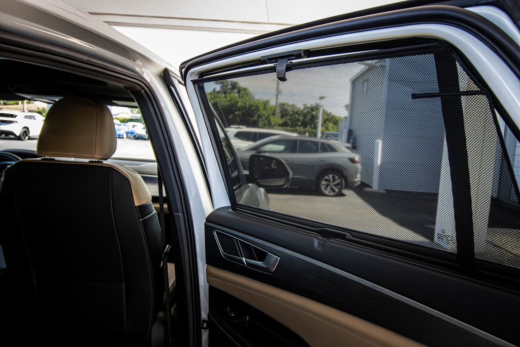 New 2026 Volkswagen Atlas Cross Sport SE image 48