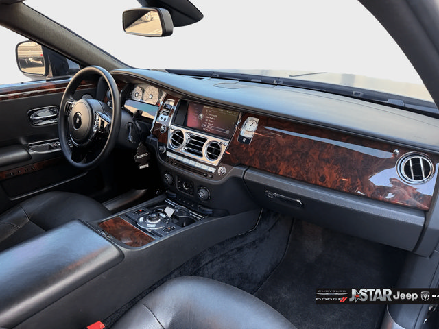 Used 2011 Rolls-Royce Ghost RWD image 13