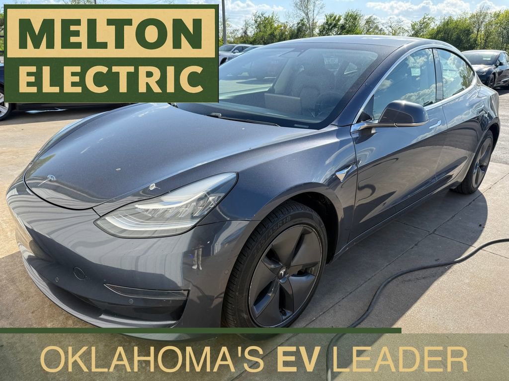 Used 2020 Tesla Model 3 Standard Range image 1
