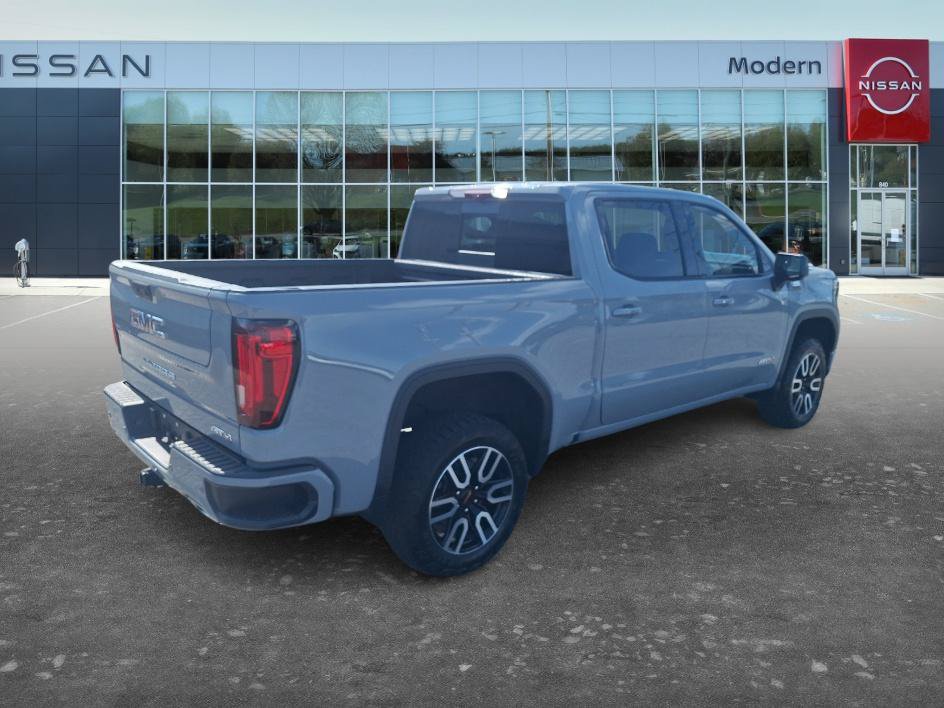 Used 2024 GMC Sierra 1500 AT4 w/ Technology Package AWD/4WD image 5
