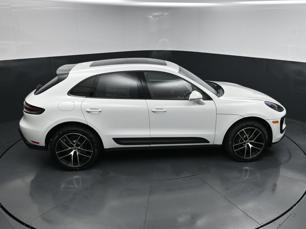 New 2026 Porsche Macan AWD/4WD image 19