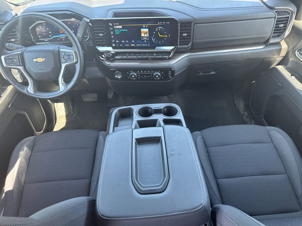 Used 2024 Chevrolet Silverado 1500 LT AWD/4WD image 22