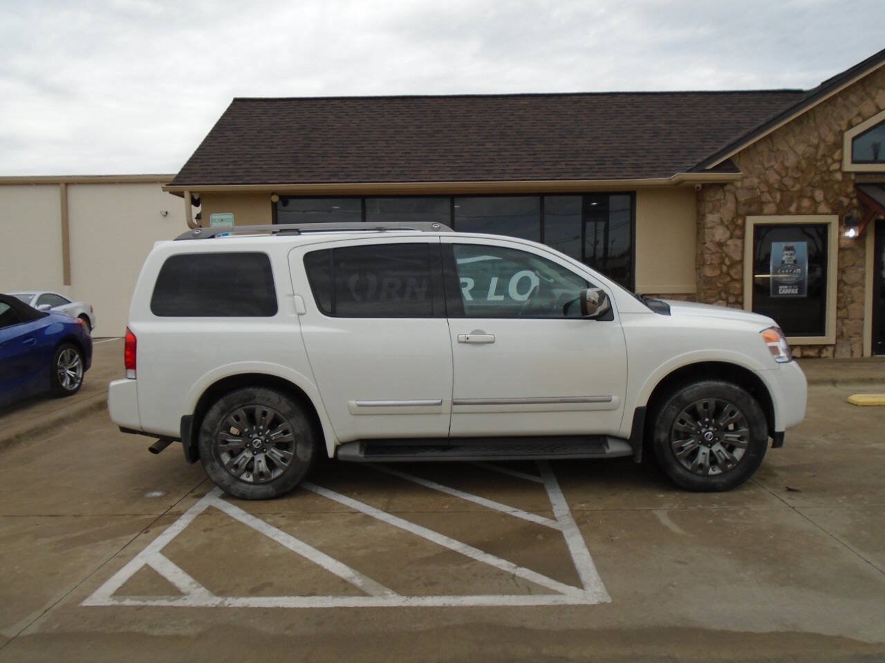 Used 2015 Nissan Armada Platinum w/ Platinum Reserve Package AWD/4WD image 4