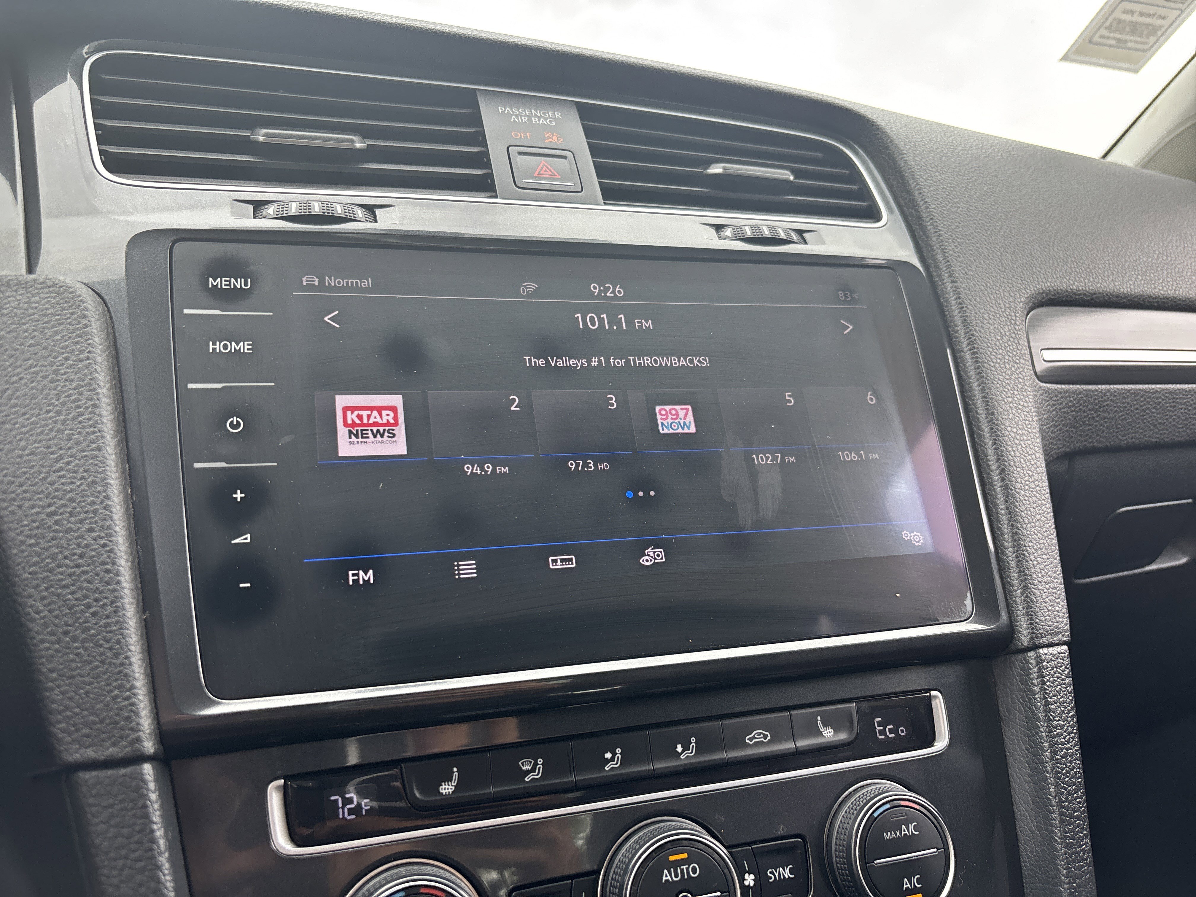 Used 2018 Volkswagen e-Golf SEL Premium image 20