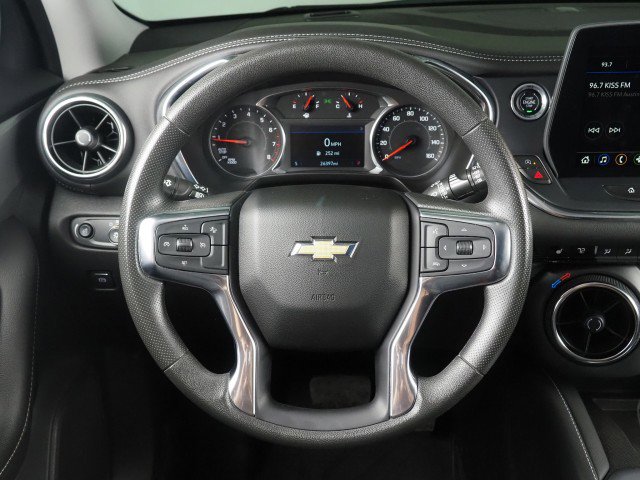 Used 2024 Chevrolet Blazer LT w/ Convenience Package FWD image 17