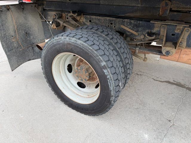 Used 2011 Ford F450 XL image 8