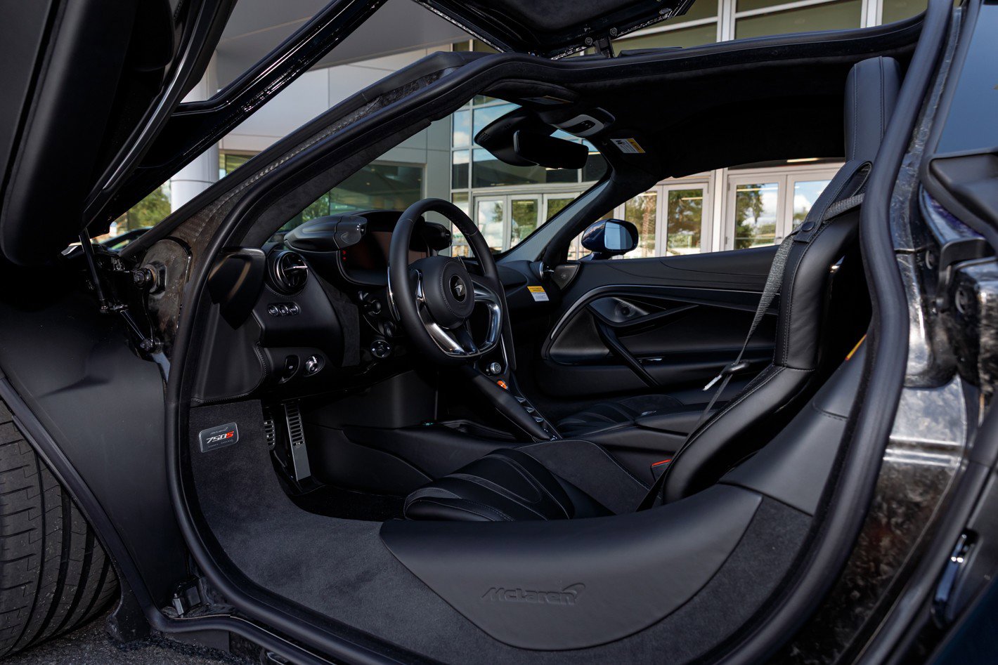 New 2026 McLaren 750S image 37