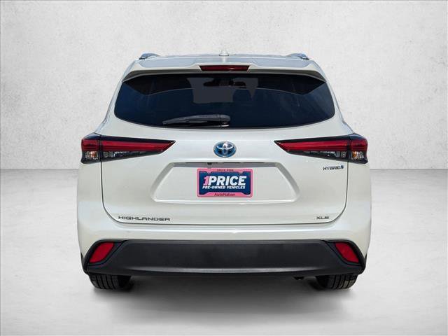 Used 2020 Toyota Highlander XLE image 4