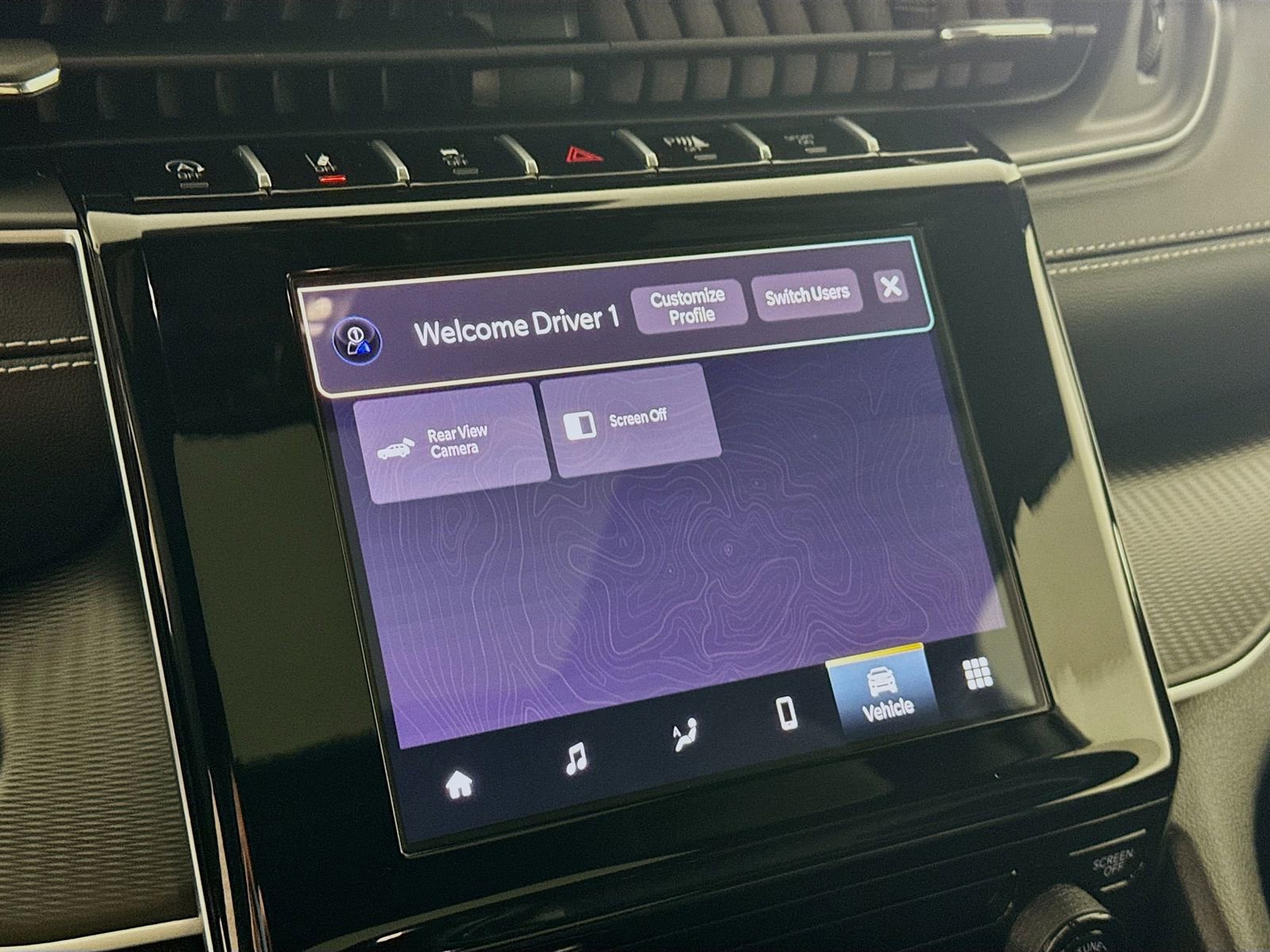 Used 2024 Jeep Grand Cherokee Laredo X image 12