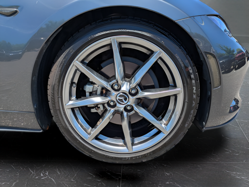Used 2023 MAZDA MX-5 Miata Grand Touring w/ Weather Package RWD image 10
