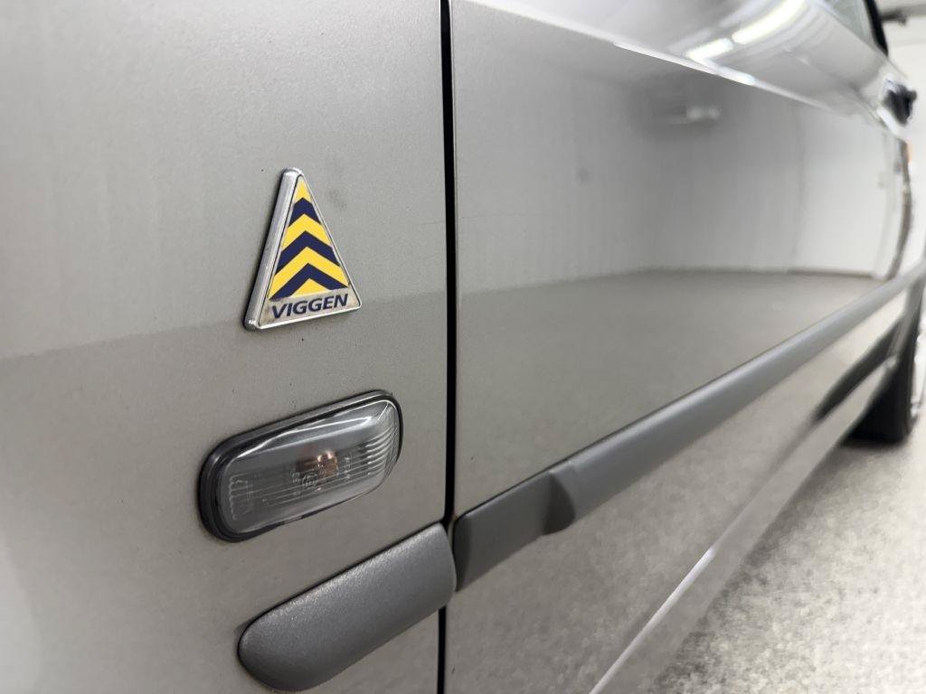 Used 2002 Saab 9-3 Viggen FWD image 10