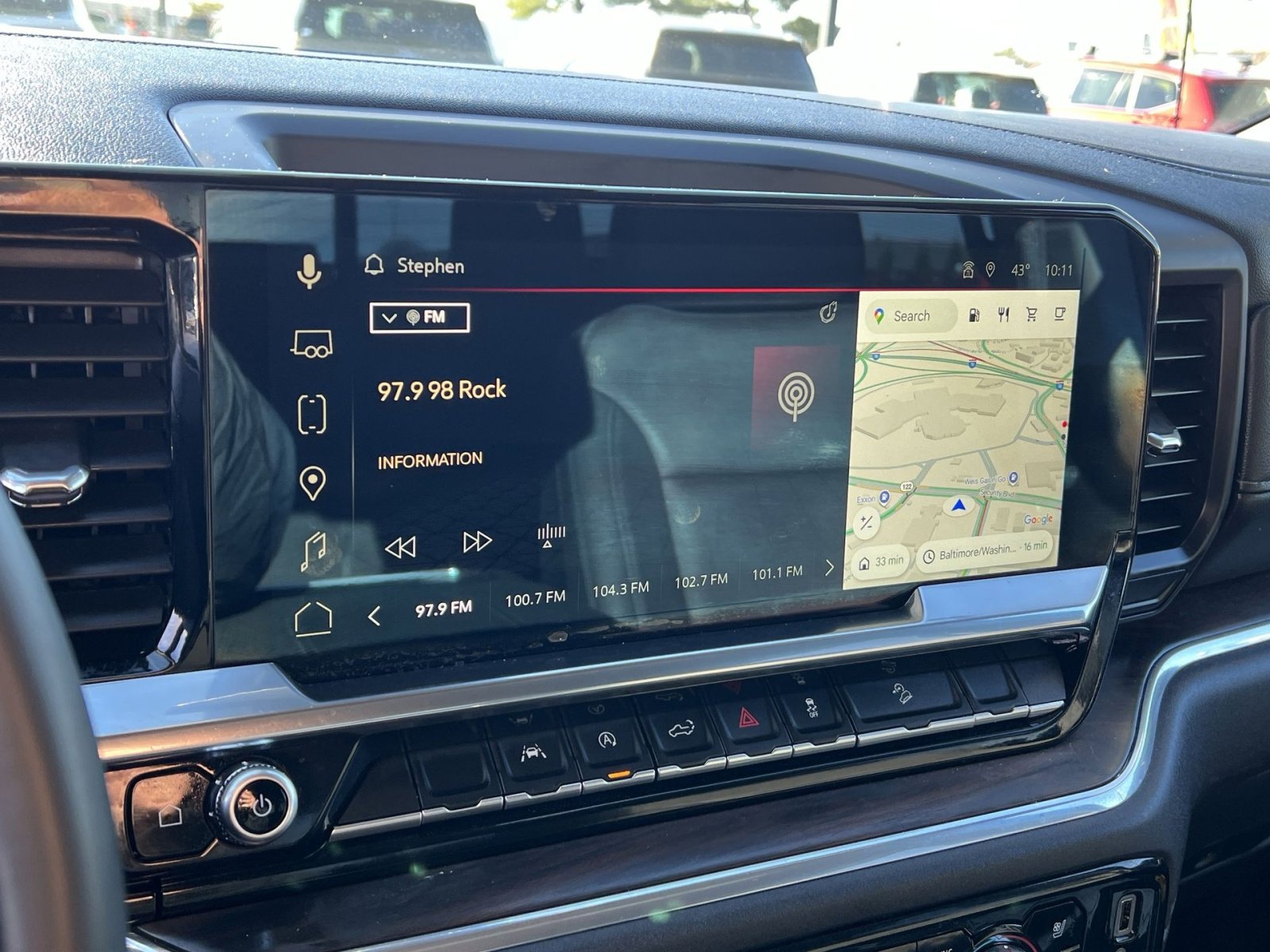 Used 2023 GMC Sierra 1500 SLT w/ SLT Premium Package image 16