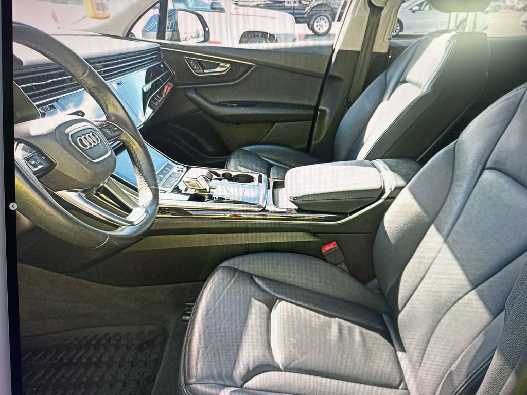 Used 2022 Audi Q7 3.0T Premium w/ Convenience Package image 6
