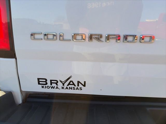 Used 2022 Chevrolet Colorado Z71 AWD/4WD image 10