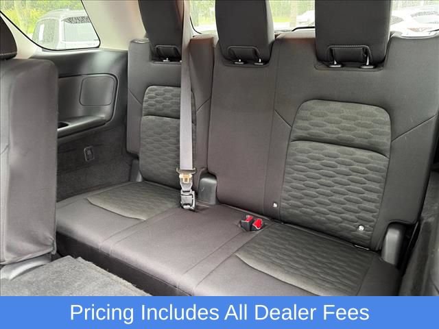 Used 2024 Nissan Pathfinder SV AWD/4WD image 19