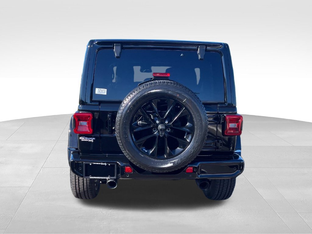 Used 2021 Jeep Wrangler Unlimited Sahara AWD/4WD image 4