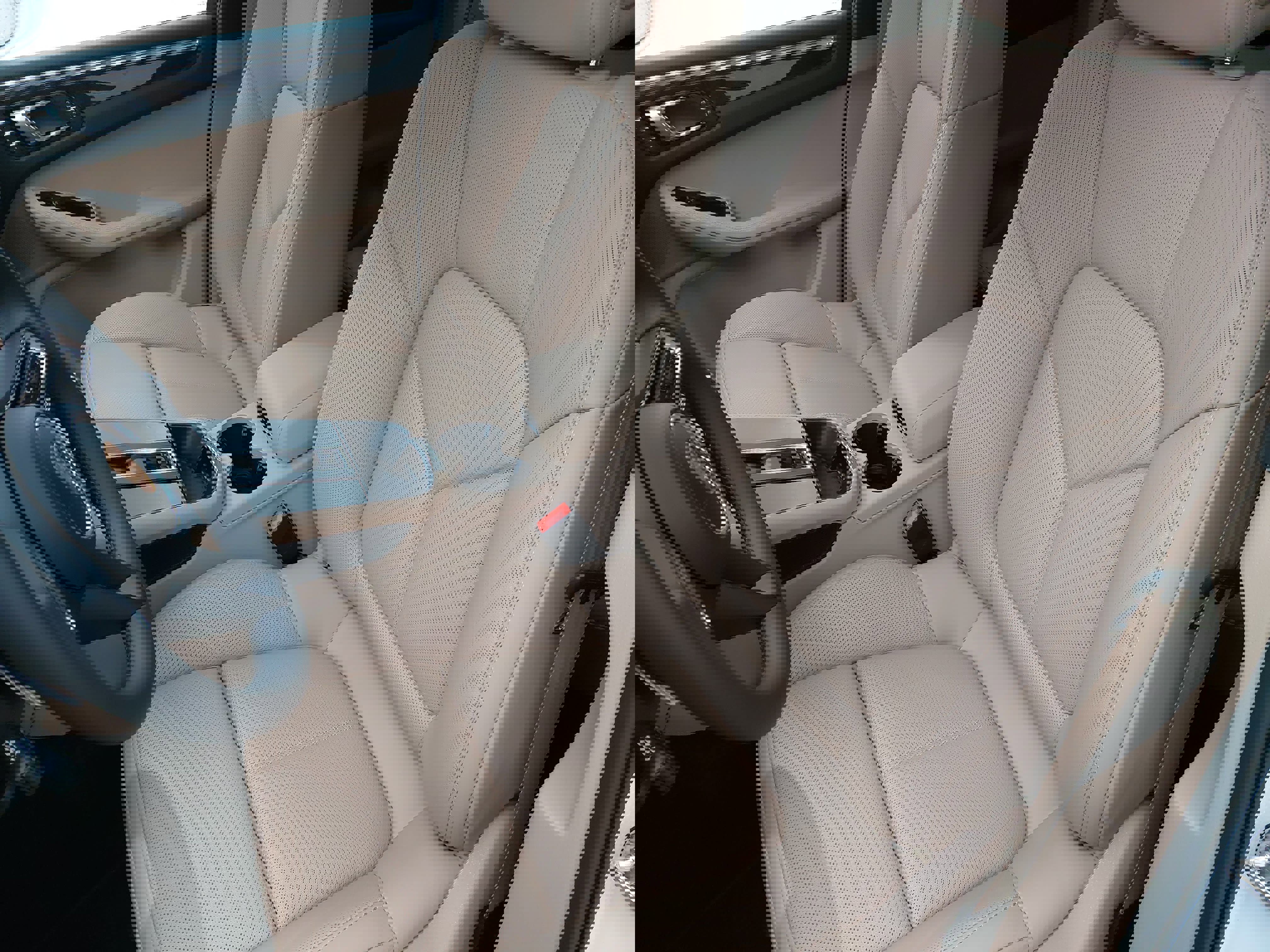 New 2026 Porsche Macan AWD/4WD image 5