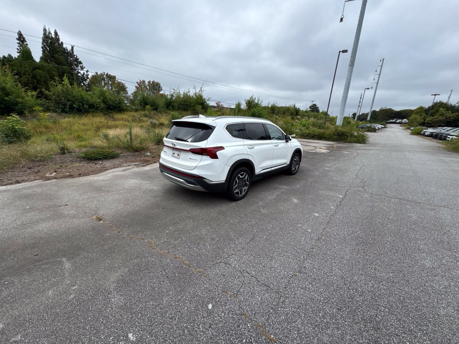 Used 2022 Hyundai Santa Fe Limited w/ Cargo Package AWD/4WD image 4