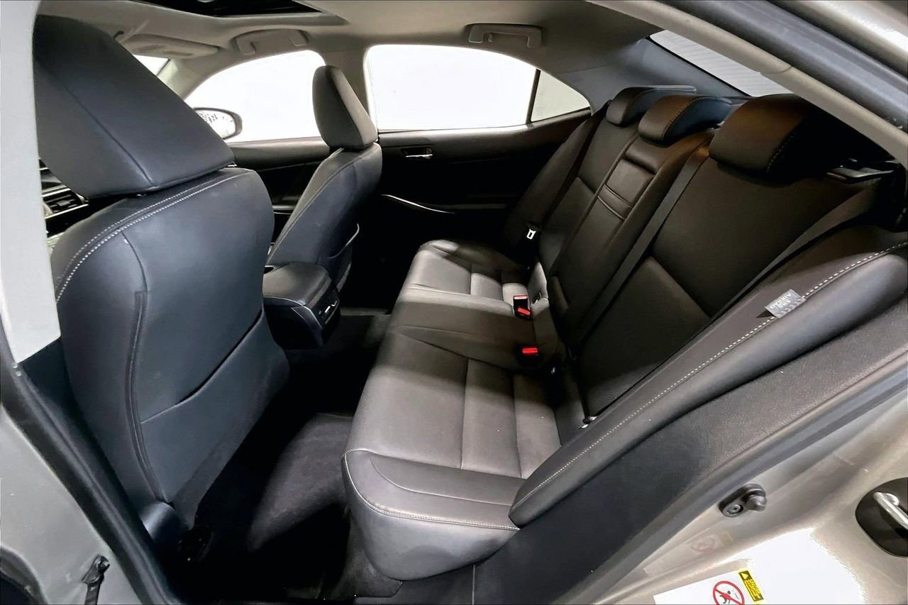 Used 2016 Lexus IS 300 AWD w/ Premium Package image 24
