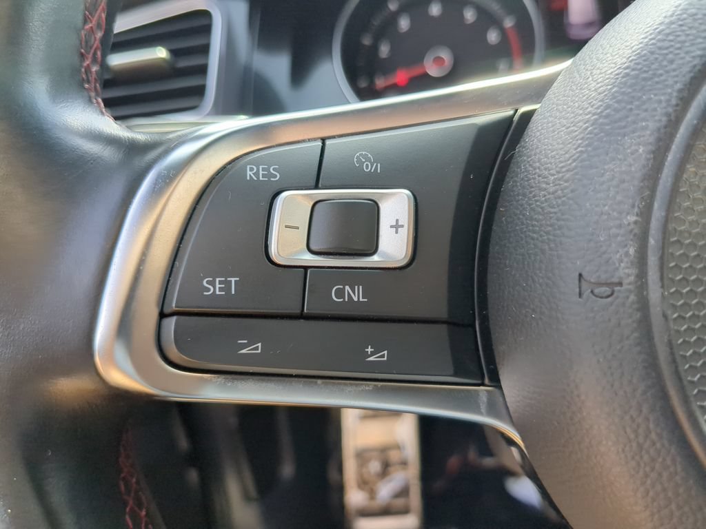 Used 2017 Volkswagen GTI S FWD image 25