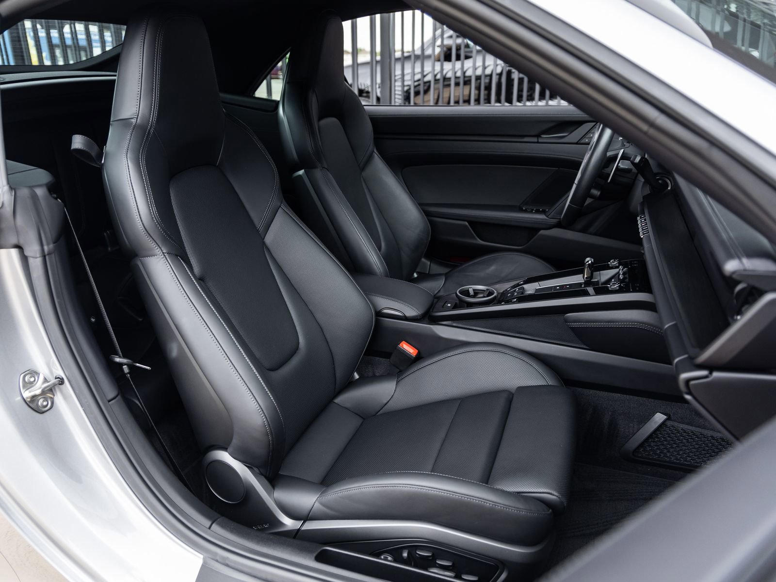 Certified 2024 Porsche 911 Carrera GTS image 38