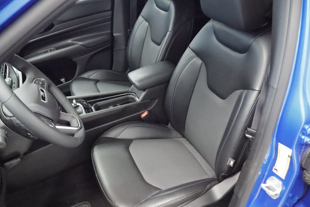 Certified 2026 Jeep Compass Latitude w/ Quick Order Package 29K AWD/4WD image 19