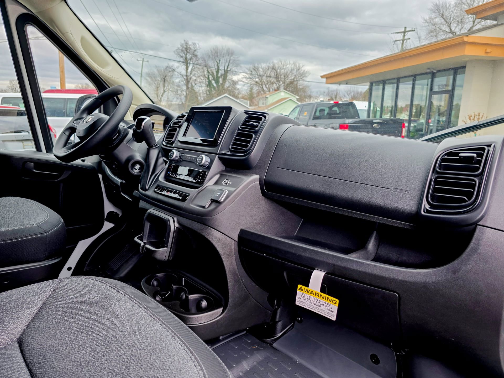 Used 2024 RAM ProMaster 3500 w/ Convenience Group image 6