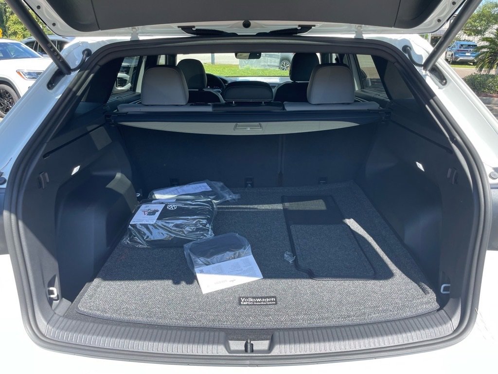 New 2026 Volkswagen Atlas Cross Sport SEL R-Line image 22