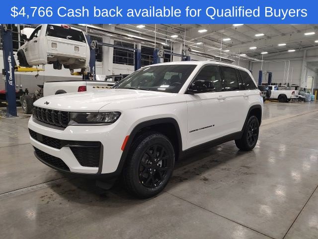 New 2026 Jeep Grand Cherokee Altitude AWD/4WD image 9