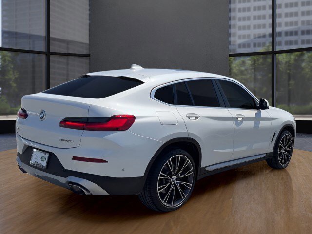 Used 2025 BMW X4 xDrive30i w/ Convenience Package AWD/4WD image 5