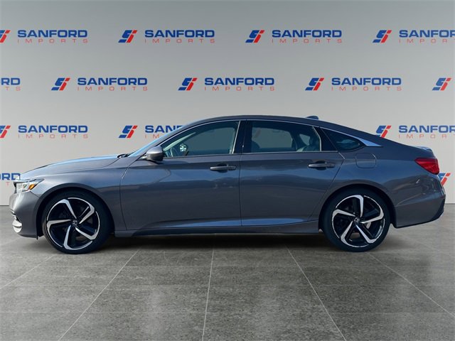 Used 2018 Honda Accord Sport image 2
