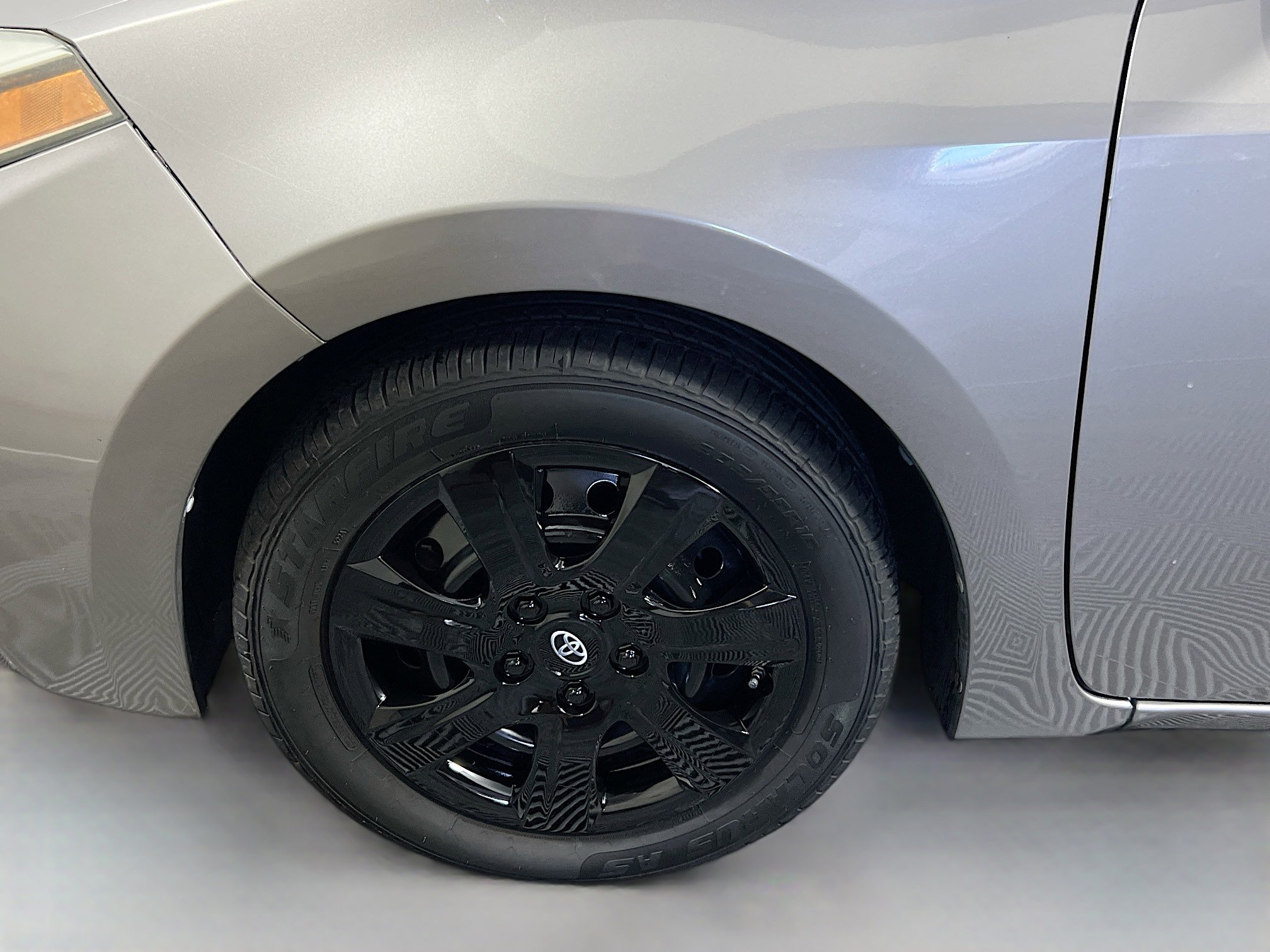 Used 2016 Toyota Corolla LE image 11