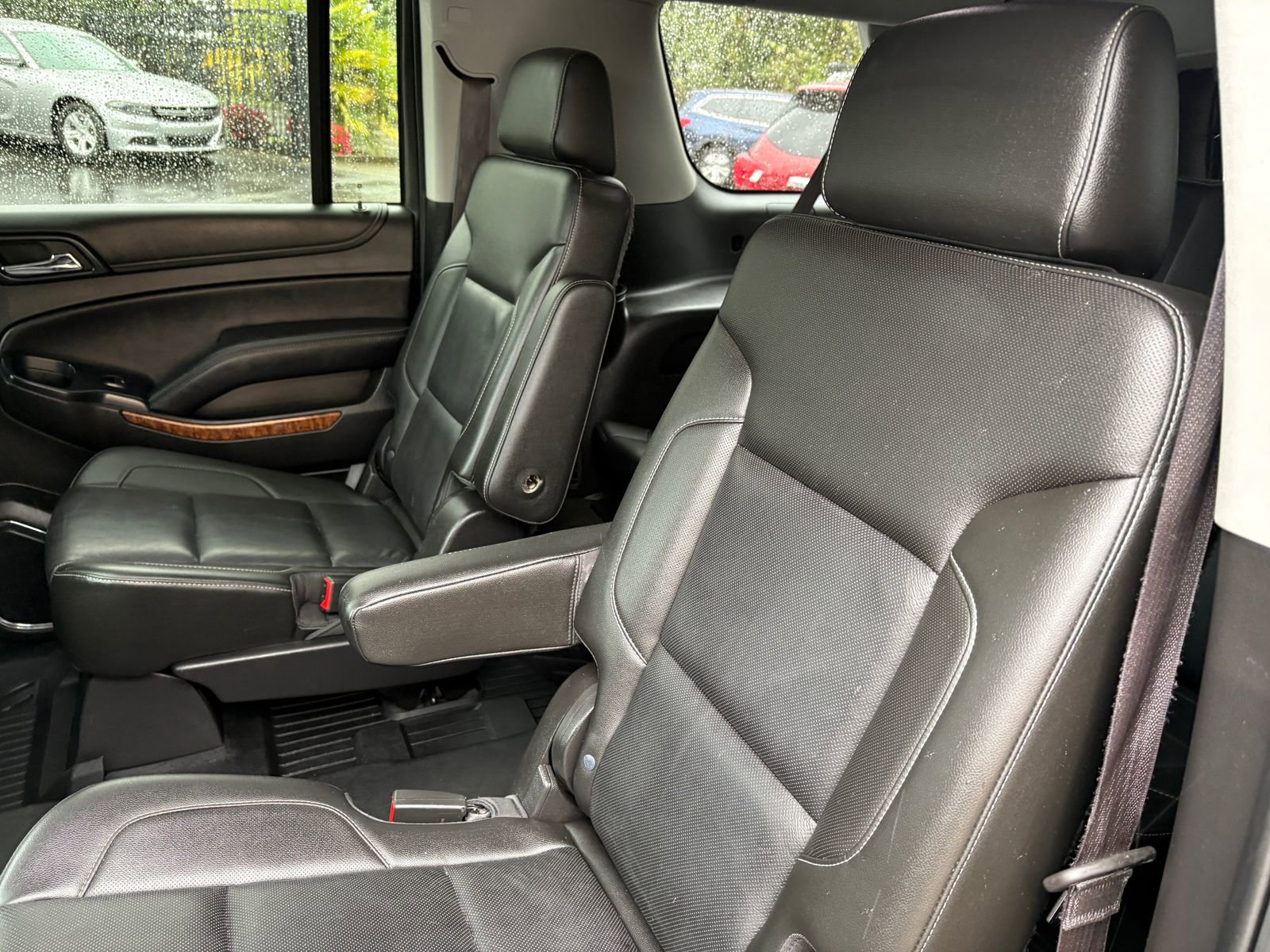 Used 2015 Chevrolet Suburban LTZ AWD/4WD image 19