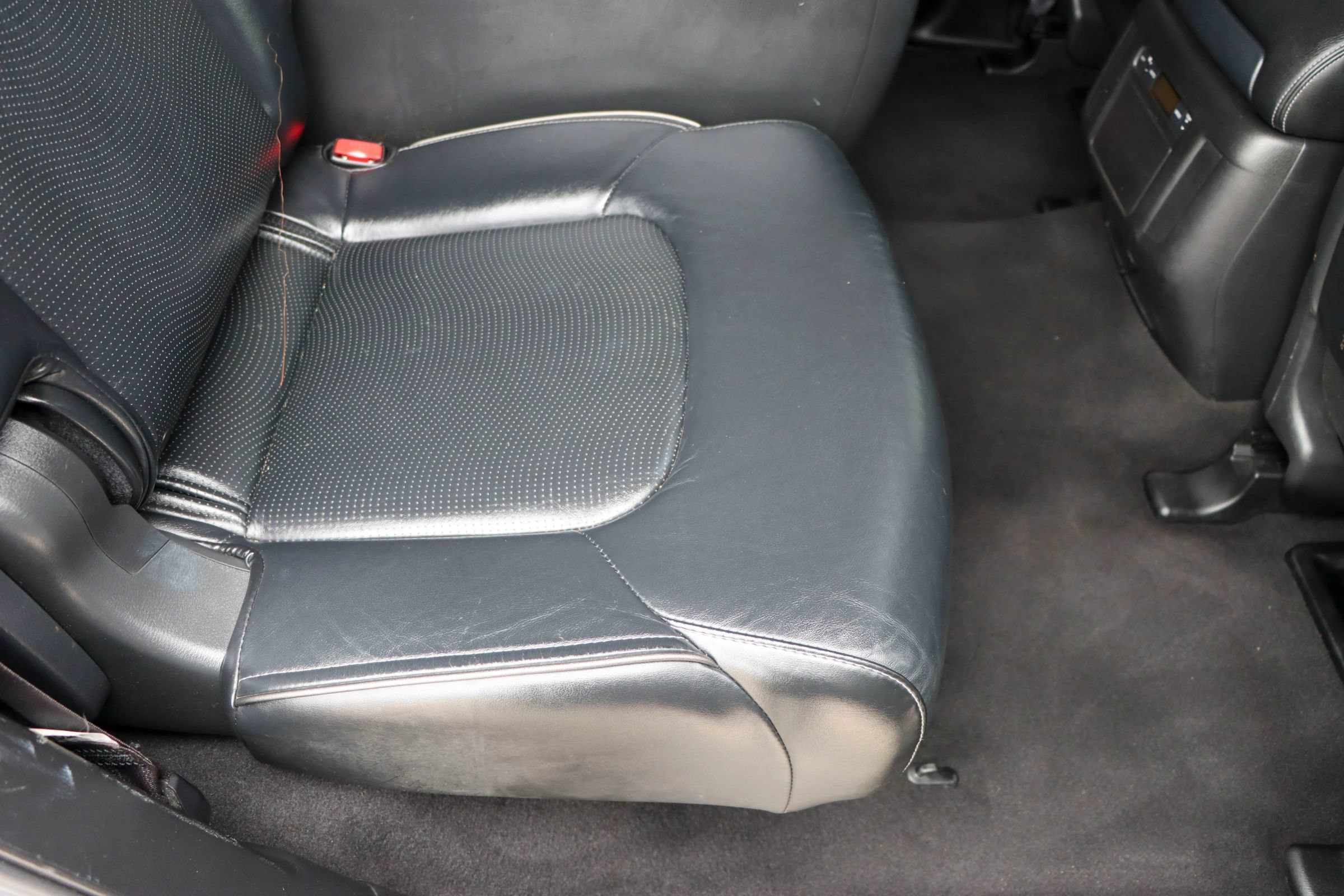 Used 2016 INFINITI QX80 2WD image 24